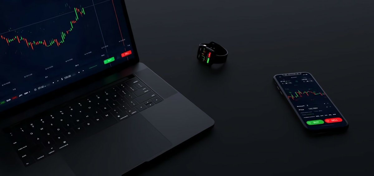Algorithmic trading dashboard with real-time market data